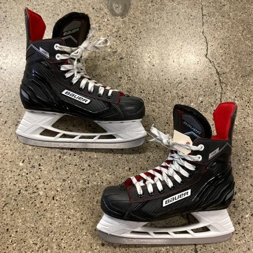 Used Intermediate Bauer Ns Hockey Skates | Size 5