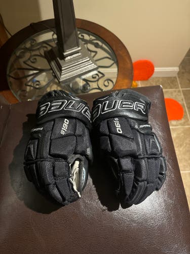 Used Bauer Supreme S190 Gloves 11"