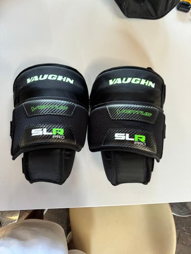 Vaughn Goalie Knee Guards Venus SLR PRO