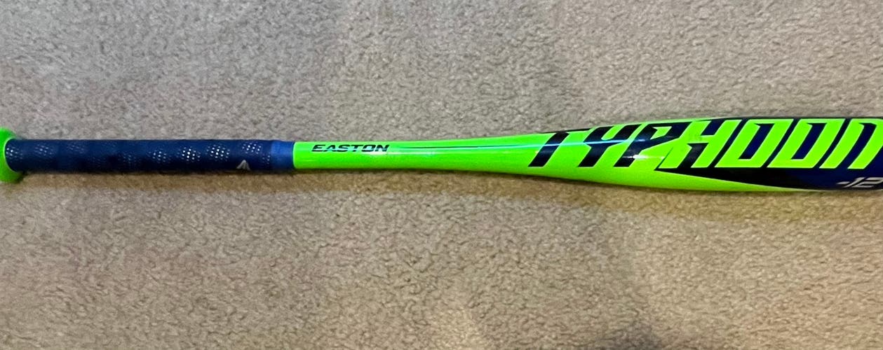 Easton Typhoon Bat 28/16 (drop 12)