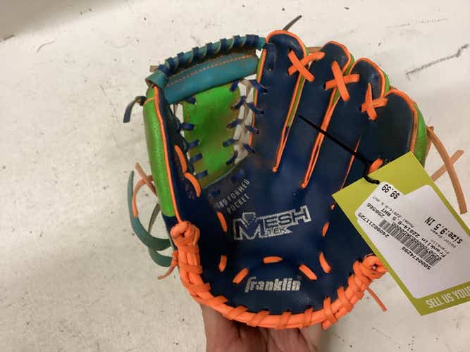 Used Franklin 22814-9.5 Rht 9 1 2" Fielders Gloves