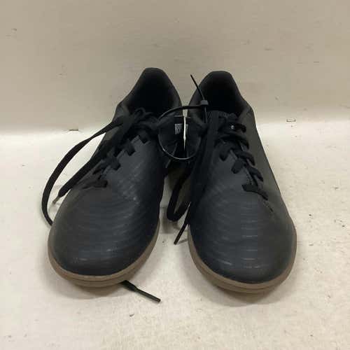 Used Adidas Junior 04 Indoor Soccer Indoor Cleats