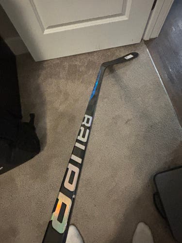 Bauer Nexus Sync RH Hockey Stick Senior 77 Flex P92