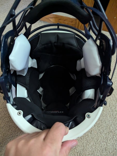 Person Speedflex Large Adult Riddell SpeedFlex Helmet | SidelineSwap | Buy and Sell on ...