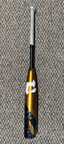 Used  DeMarini USSSA Certified Composite 20 oz 30" Zoa Bat