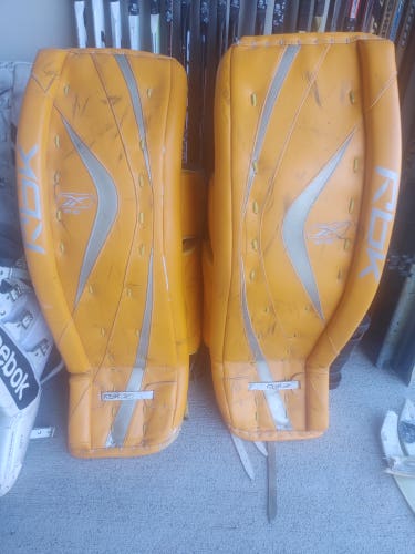 Used 37" Reebok 8k Goalie Leg Pads