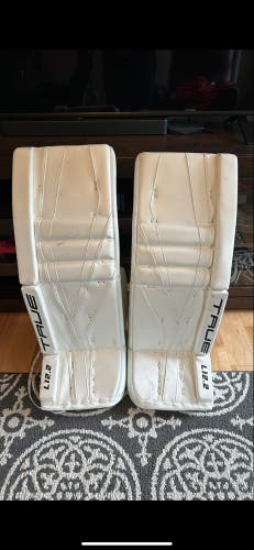 Used  True  L12.2 Goalie Leg Pads