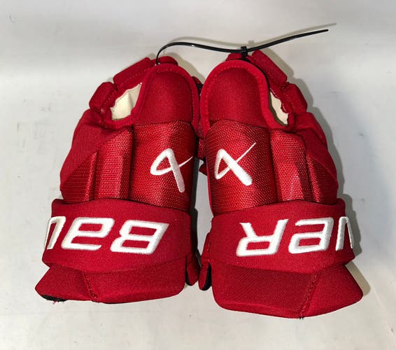 Detroit Red Wings “Ghost” Bauer Pro Stock Gloves