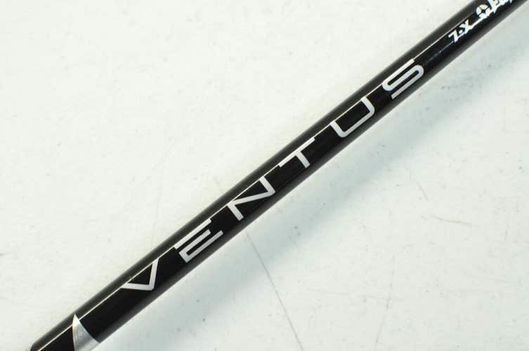 Fujikura Ventus VeloCore 7 X-Stiff Driver Shaft with TaylorMade Adapter # 180358