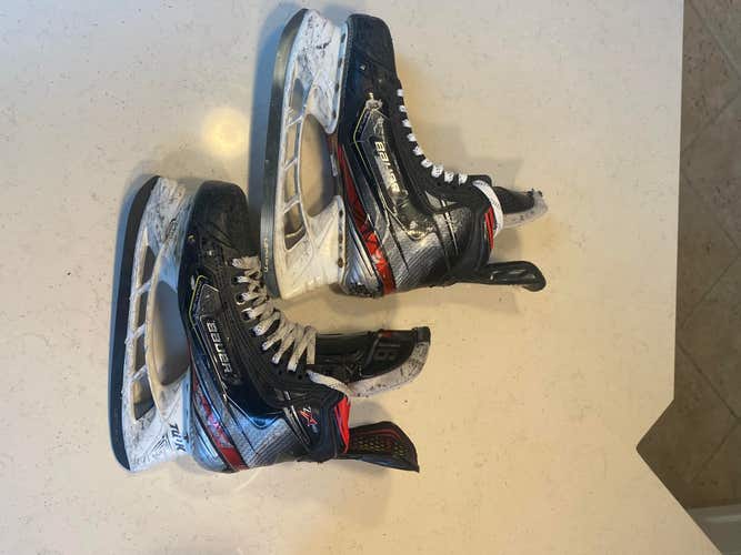 Used Senior Bauer Vapor 2X Pro Hockey Skates Pro Stock 8.5