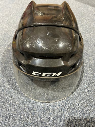 Used Medium CCM Pro Stock Vector V08 Helmet