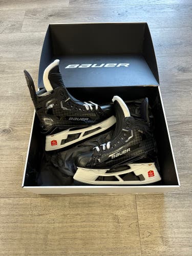 Bauer Supreme Mach 8 1/2 D Pro Stock