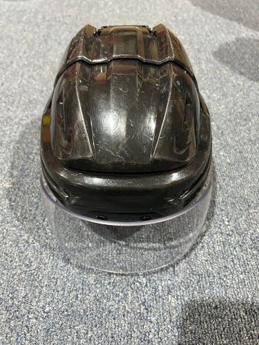 Used Small Bauer Pro Stock Re-Akt VVN Helmet