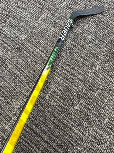 Used Youth Bauer Supreme UltraSonic Hockey Stick Right Handed P28