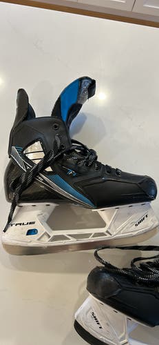 True TF9 hockey skates