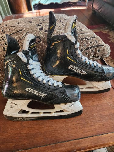 Bauer Supreme 2S Pro Hockey Skates Regular Width Size 4