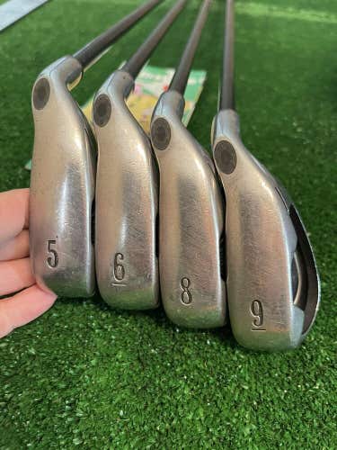 Callaway Big Bertha 2004 Irons Set 5-6 (No 7) 8-9 Iron Regular Graphite Shafts