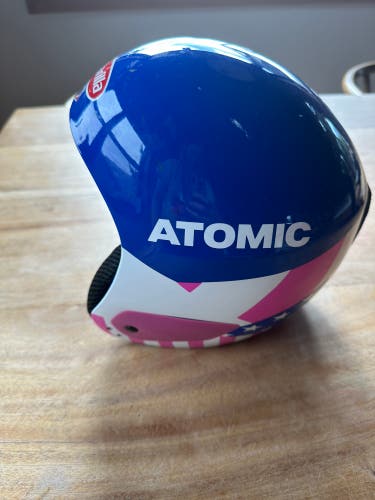 Youth race helmet