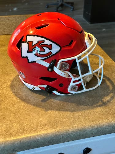 Kansas City Chiefs Custom Riddell SpeedFlex Helmet