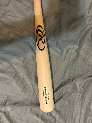 New Rawlings 33" Bat