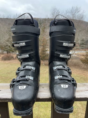 Used Men's Salomon Ski Boots