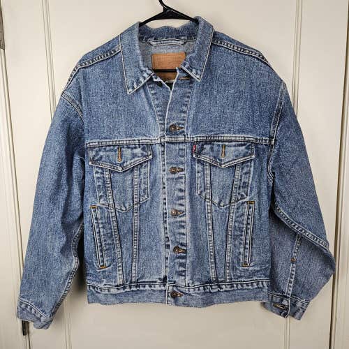 Levis Vintage Mens Standard Trucker Denim Jacket 70507 Made in Hong Kong  Size M