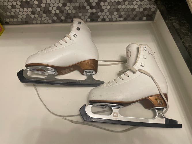 Used Risport Figure Skates Junior 2