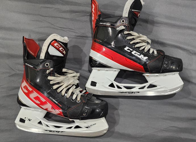 Used Senior CCM JetSpeed FT4 Pro Hockey Skates Extra Wide Width 8