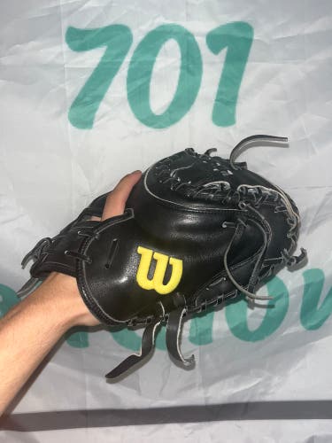 Wilson a2000 DPCM 33” Catchers Mitt