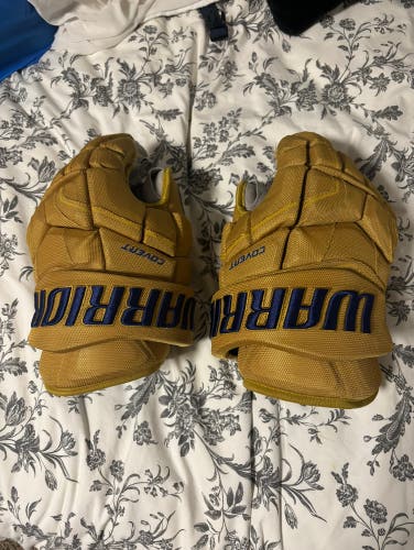 Edmonton Oilers Heritage Classic Gloves