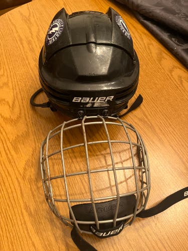 Bauer youth Small helmet