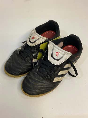 Used Adidas Junior 03 Indoor Soccer Indoor Cleats