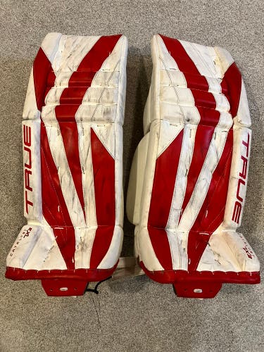 True Catalyst 7x3 Goalie Pads