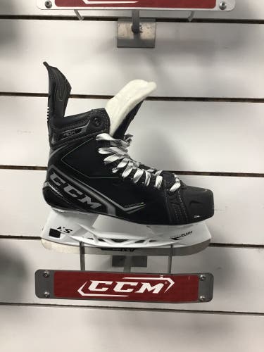 CCM Ribcore 90k Senior 7