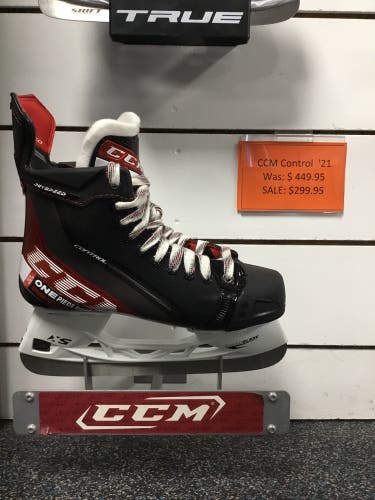 New CCM   Size 7 JetSpeed Control Hockey Skates