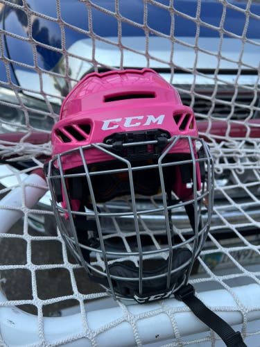 Used Small CCM FL3DS Helmet
