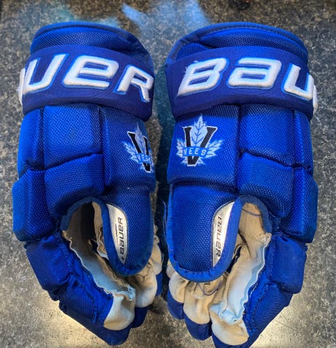 Bauer BCHL Vees Gloves