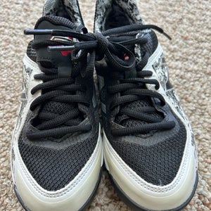 New Balance Baseball Cleats (brand new). Youth Size 2.5