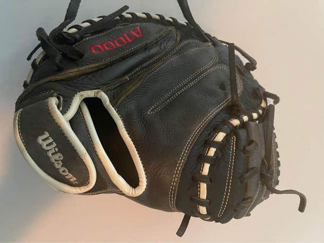 Used Right Hand Throw Wilson A1000 Catcher's Glove 33"