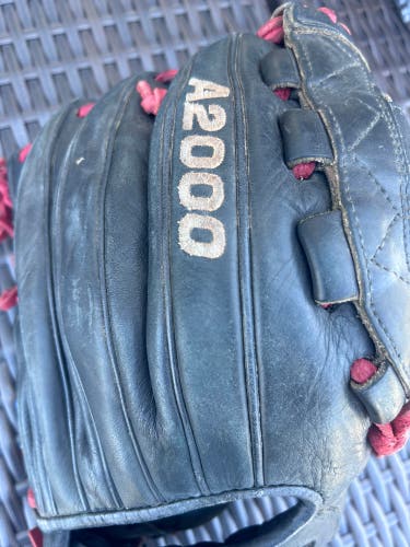 Used  Right Hand Throw 11.5" A2000 Baseball Glove