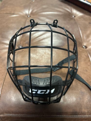 Used CCM FM580 cage