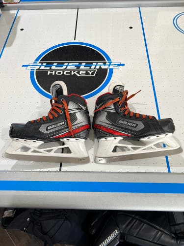 Bauer Vapor X2.7 Size 2.5 Goalie Skate