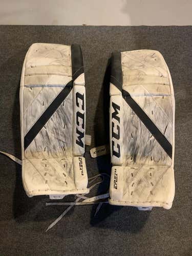 Used 35" CCM Extreme Flex 5.9 Goalie Leg Pads