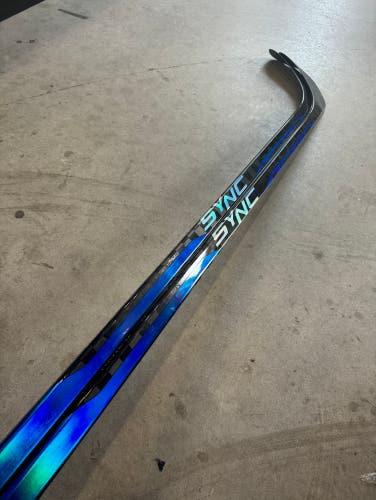 2 PACK NHL New Senior Bauer Right Handed 87 Flex P28 Pro Stock Nexus Sync Hockey Stick