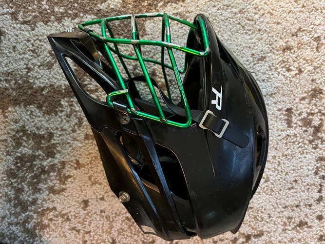 Lacrosse helmet cascade r