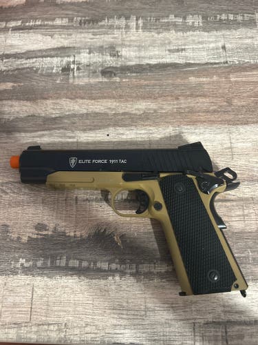 elite force 1911 tac airsoft pistol