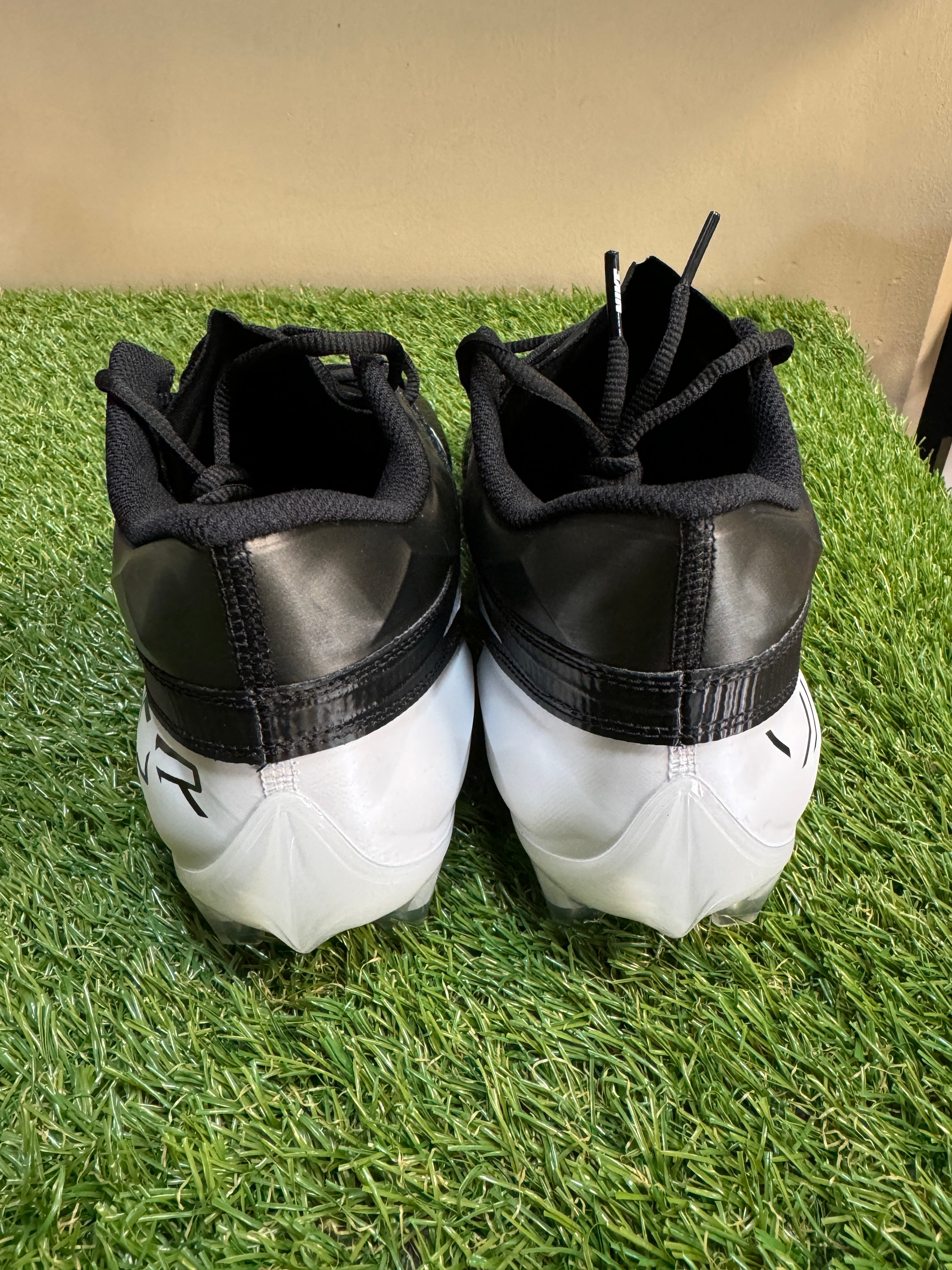 Nike Vapor Edge Elite 360 2 Football Cleats White Black Mens  display picture 3