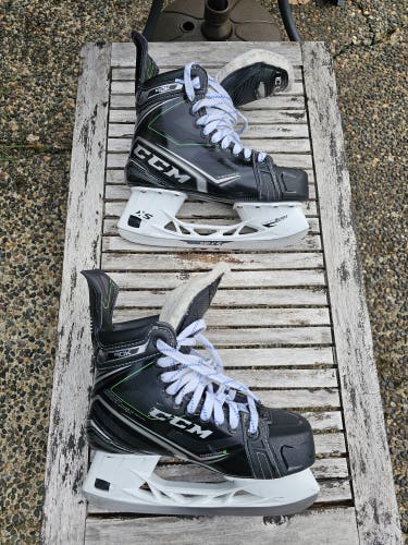 Used CCM RibCor 90K Hockey Skates Wide Width 6