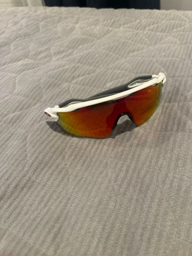 Used Men's Oakley Radar EV Sunglasses