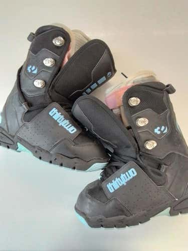 Used Thirtytwo Lashed Senior 8 Womens Snowboard Boots